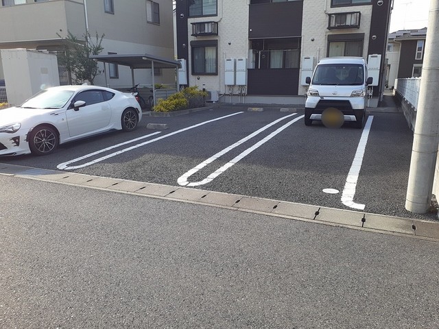 2/10 駐車場