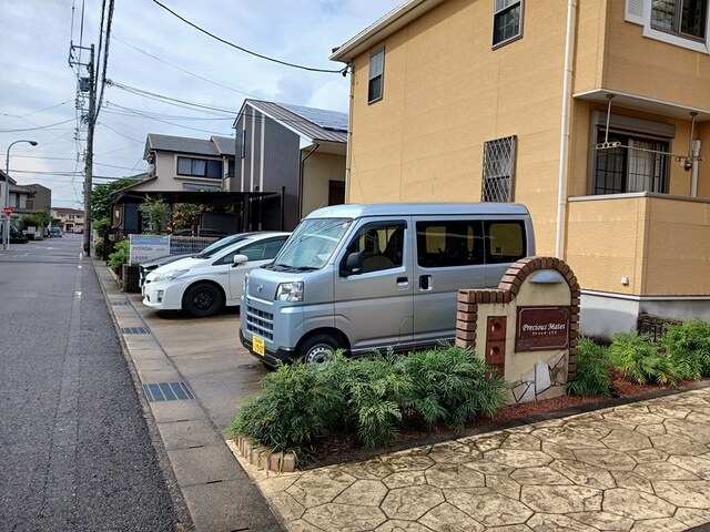 13/19 駐車場