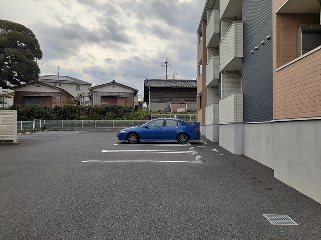 14/20 駐車場