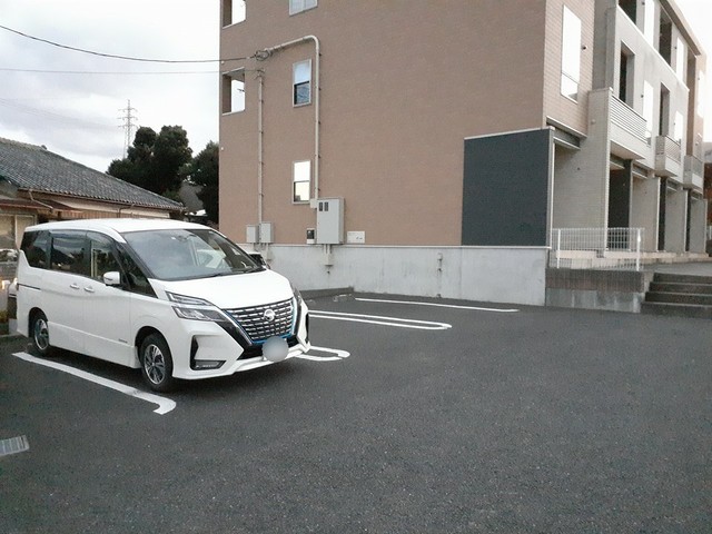 14/20 駐車場