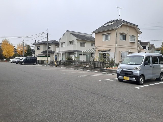 14/20 駐車場