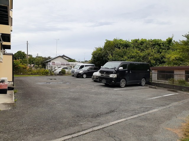 14/20 駐車場