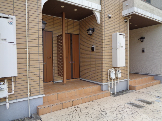 19/28 エントランス