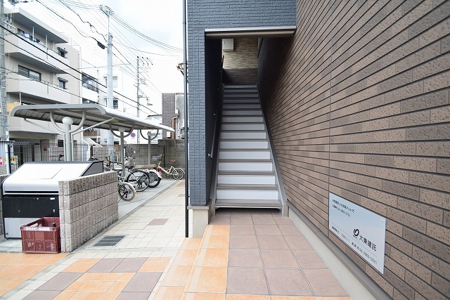 14/20 エントランス