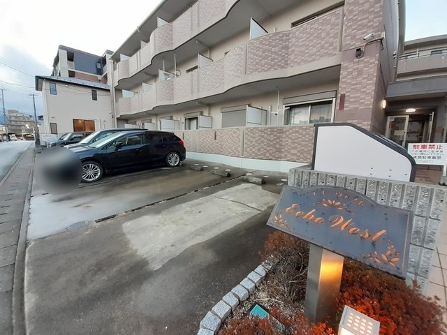 14/20 駐車場