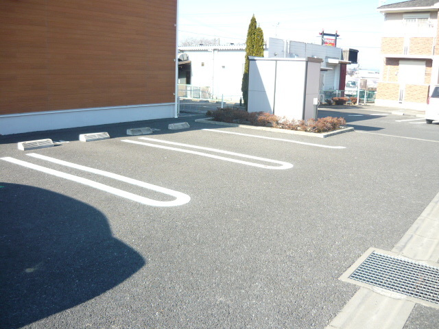 14/20 駐車場