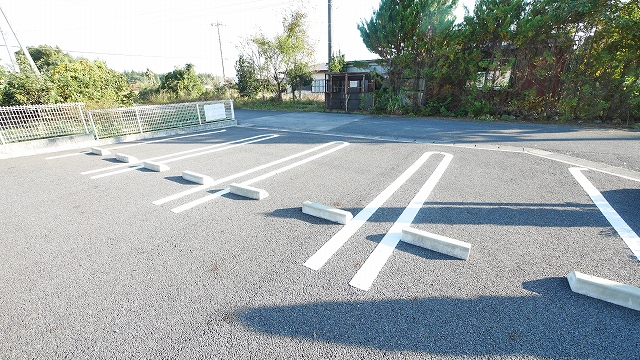 14/20 駐車場