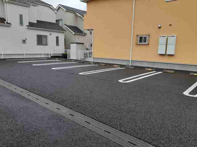 13/21 駐車場