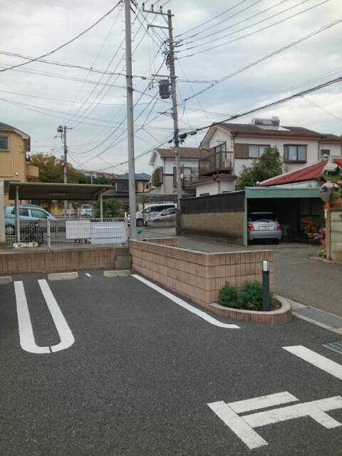 14/20 駐車場