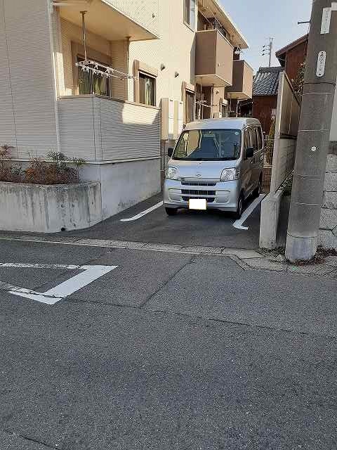 14/20 駐車場