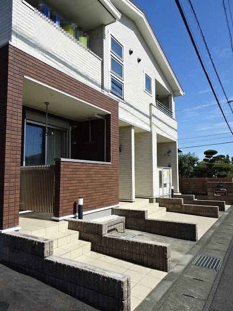 14/20 エントランス