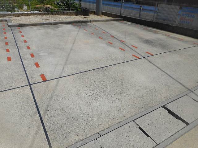 2/10 駐車場