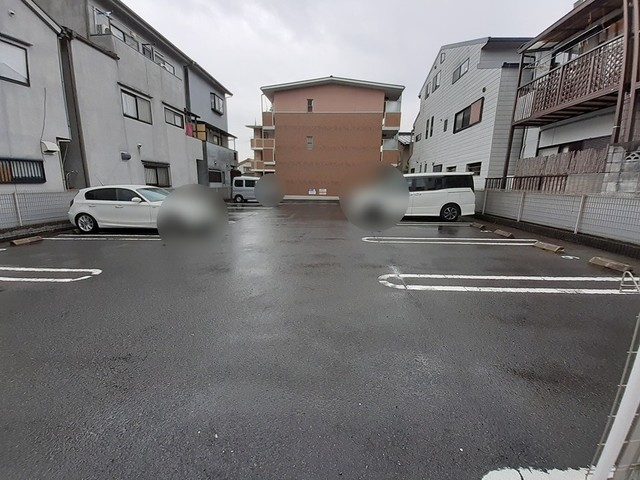14/20 駐車場