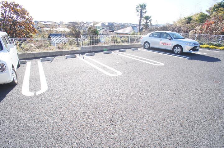 14/20 駐車場
