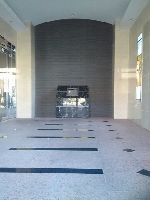 13/24 エントランス