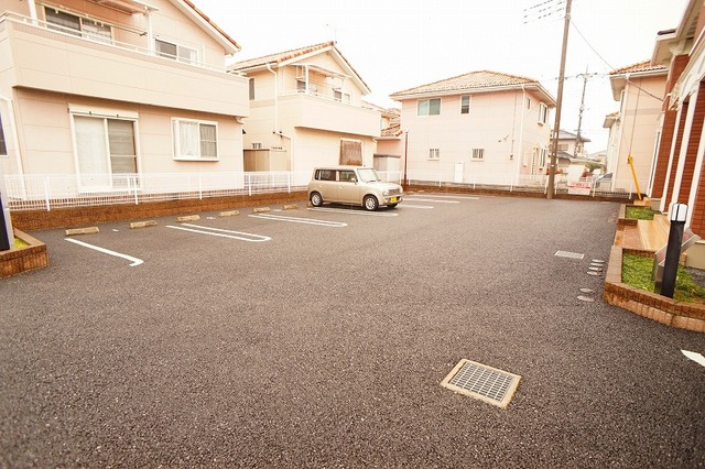 14/20 駐車場