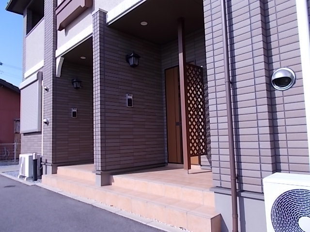 13/20 エントランス