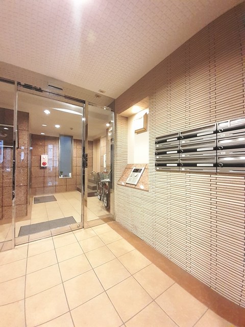 2/8 エントランス