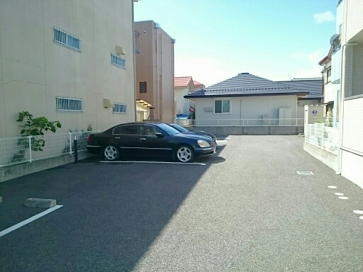 14/20 駐車場