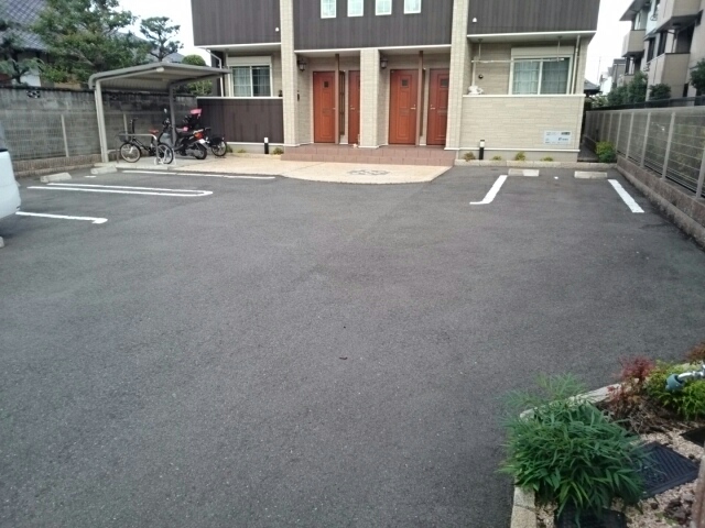 2/8 駐車場