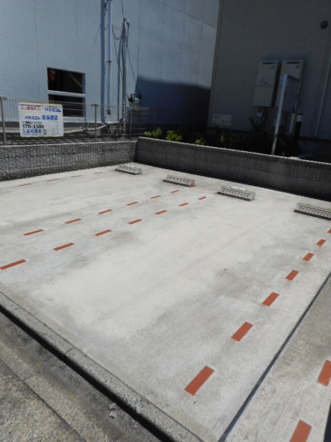 14/20 駐車場