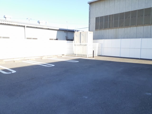 14/20 駐車場