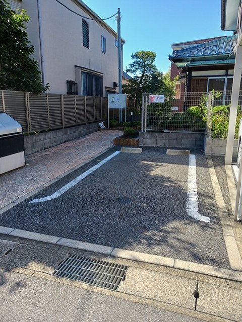 14/20 駐車場