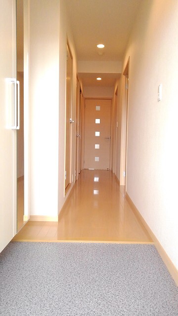 6/18 玄関