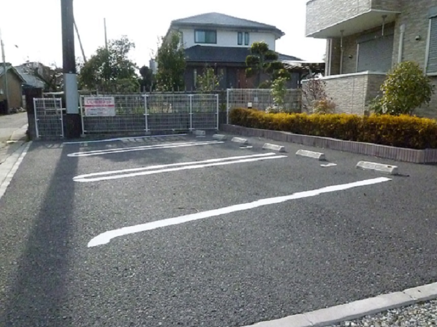 14/20 駐車場