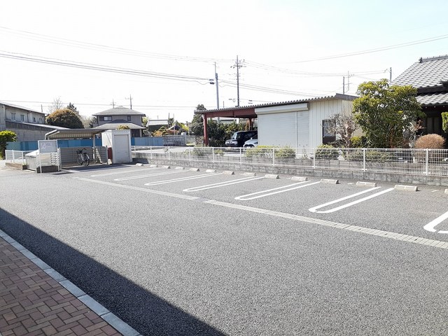 14/20 駐車場