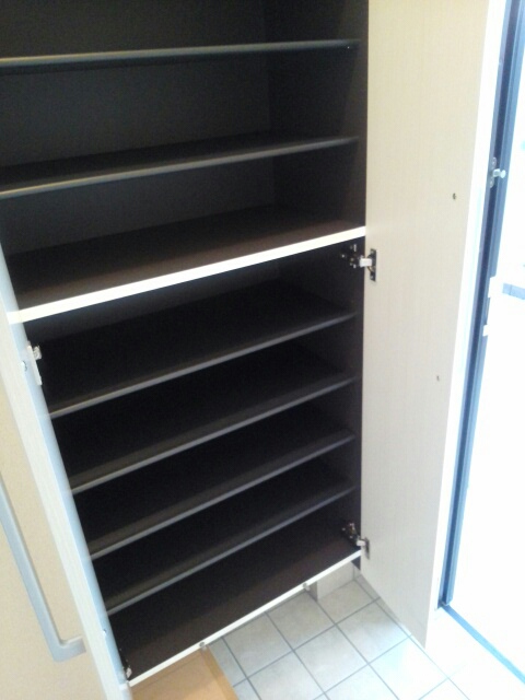 16/22 エントランス