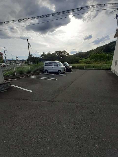 14/20 駐車場