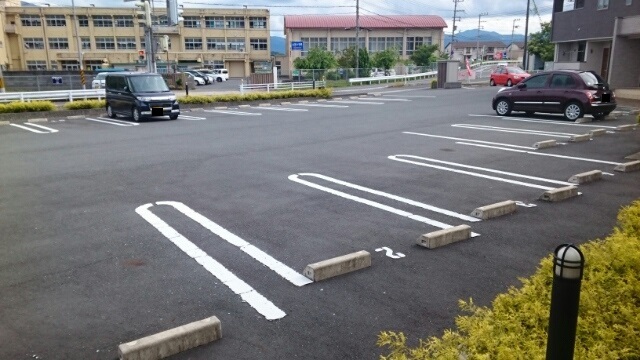 14/20 駐車場