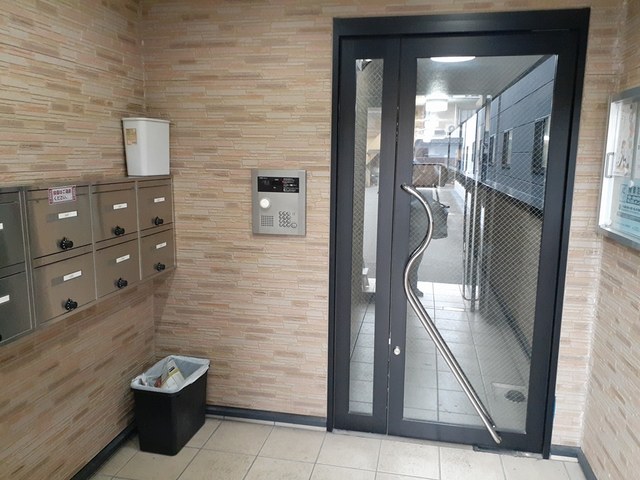 14/22 エントランス