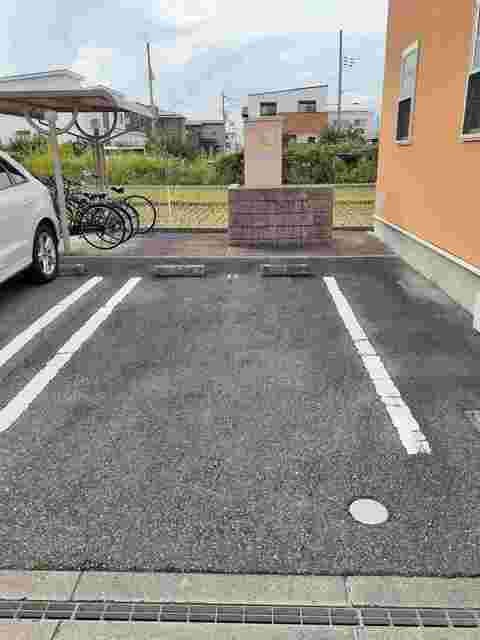 14/20 駐車場