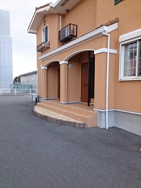 13/20 エントランス