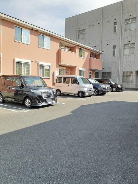 14/20 駐車場
