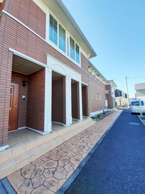 14/20 エントランス