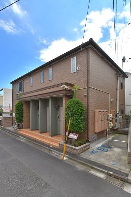 2/8 外観