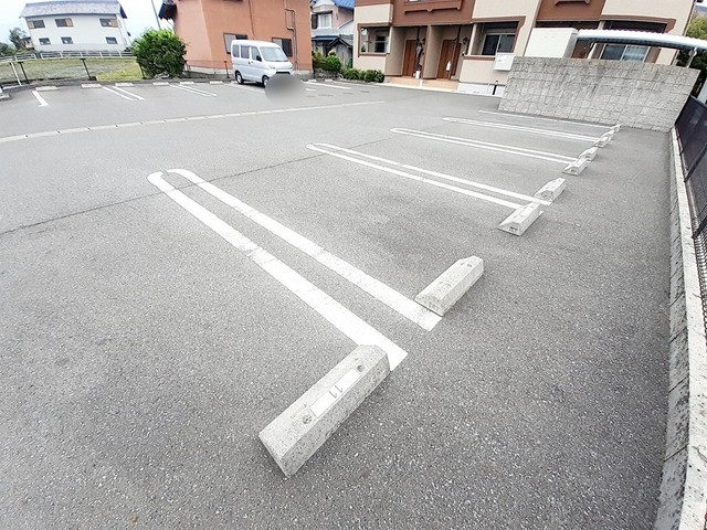 2/8 駐車場