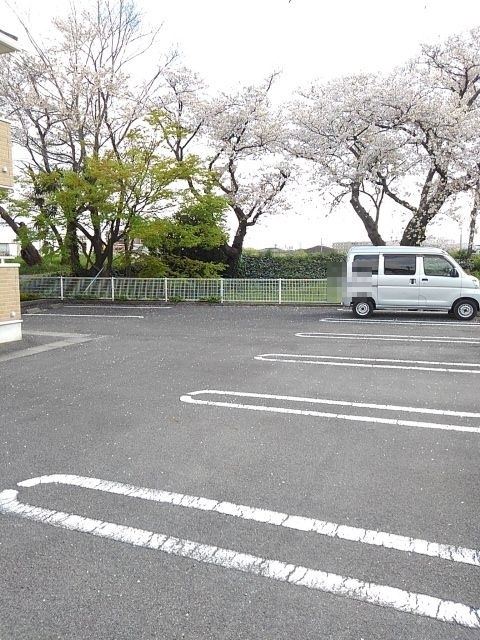 2/8 駐車場
