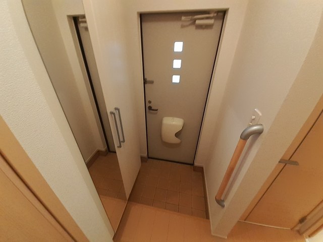 6/20 玄関