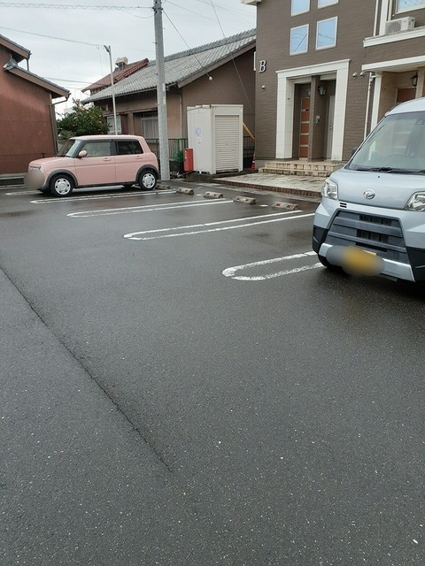 2/8 駐車場