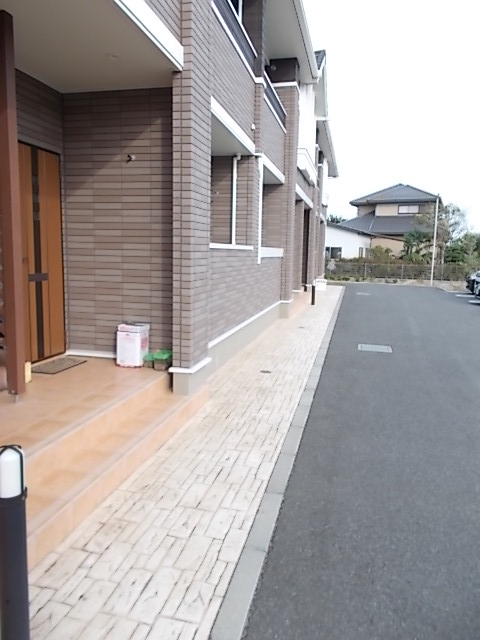 13/21 エントランス