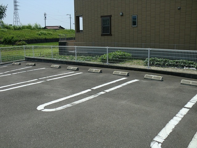 14/20 駐車場