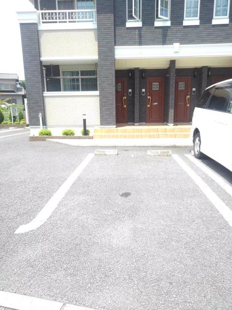 14/20 駐車場