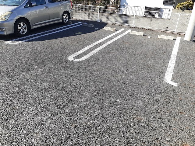 14/20 駐車場