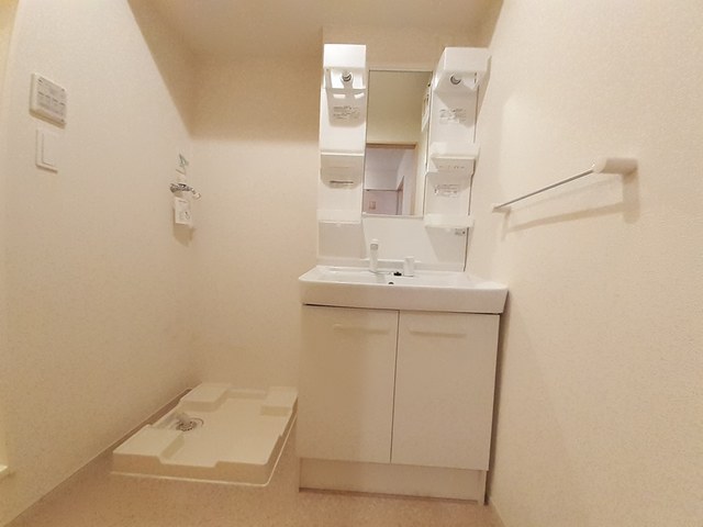 20/30 洗面