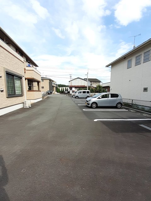 14/19 駐車場