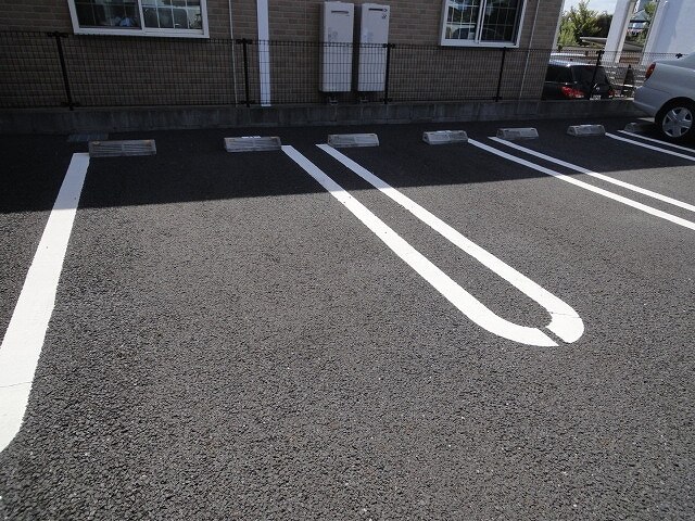 14/20 駐車場